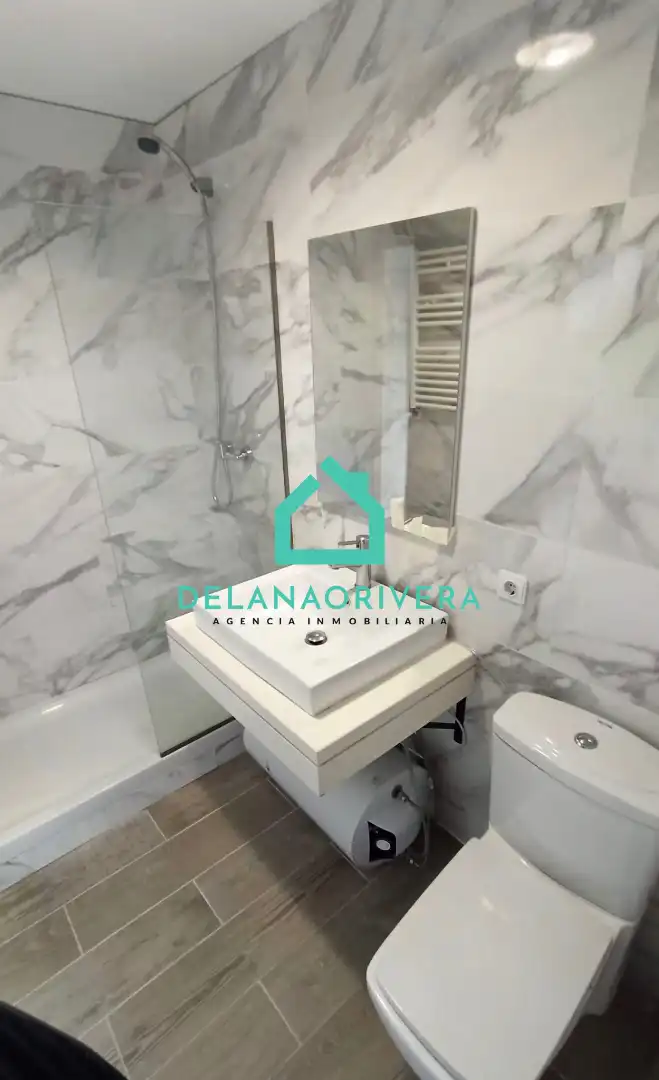 Badezimmer von Maisonette zur Miete in Camarma de Esteruelas mit Klimaanlage, Heizung und Terrasse