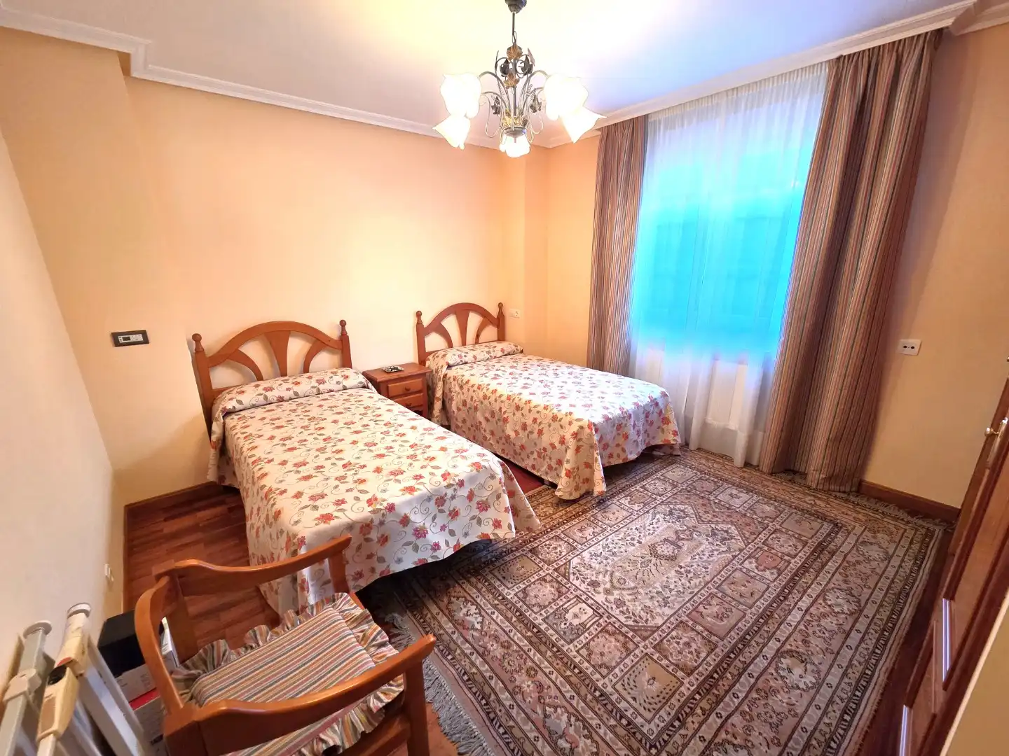 Bedroom of Houses for sale in Castrillo del Val  with Heating, Private garden and Parquet flooring