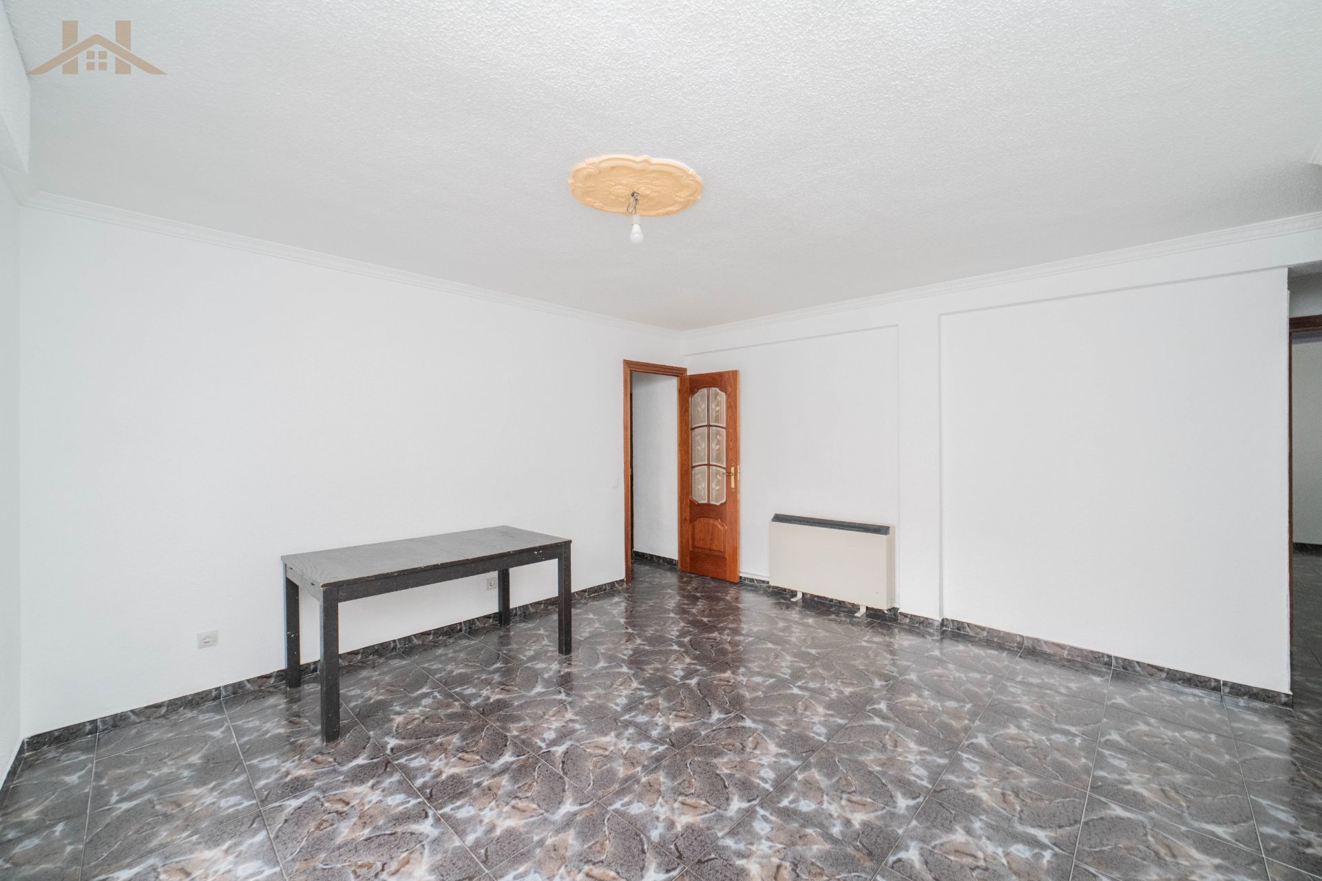 Piso en venta en Fuenlabrada con Calefacción, Terraza y Horno