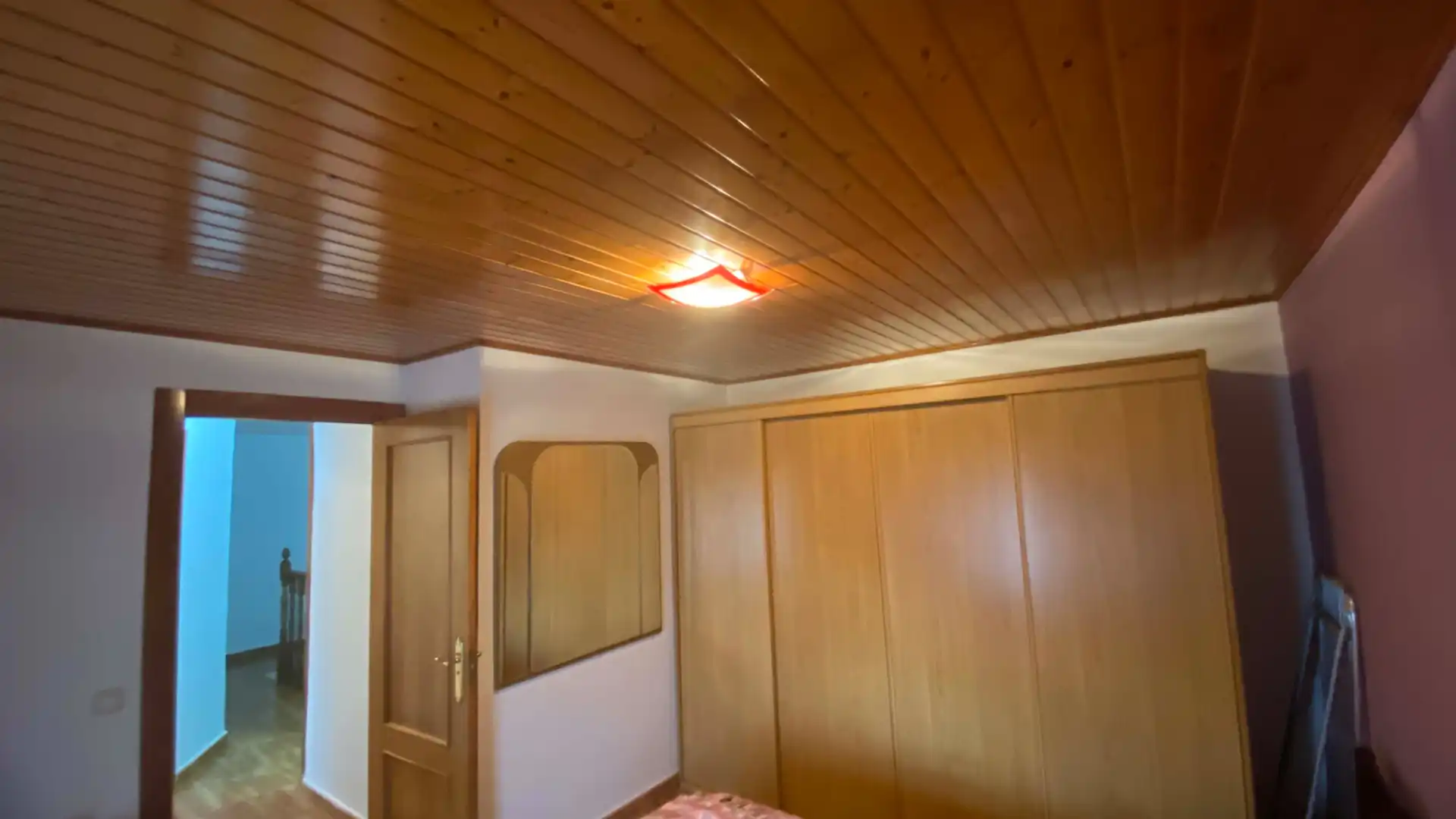 Casa o chalet en venta en San Martín del Rey Aurelio con Jardín privado, Trastero y Amueblado