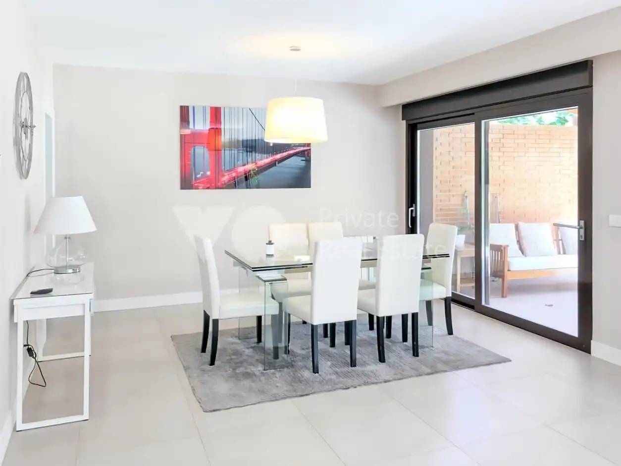 Comedor de Casa o chalet de alquiler en Majadahonda con Calefacción, Jardín privado y Terraza