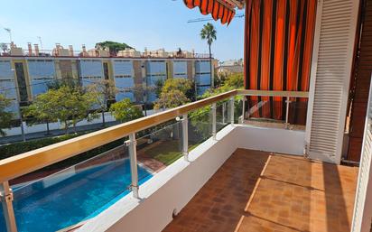 Swimming pool of Apartment for sale in Castelldefels  with Terrace