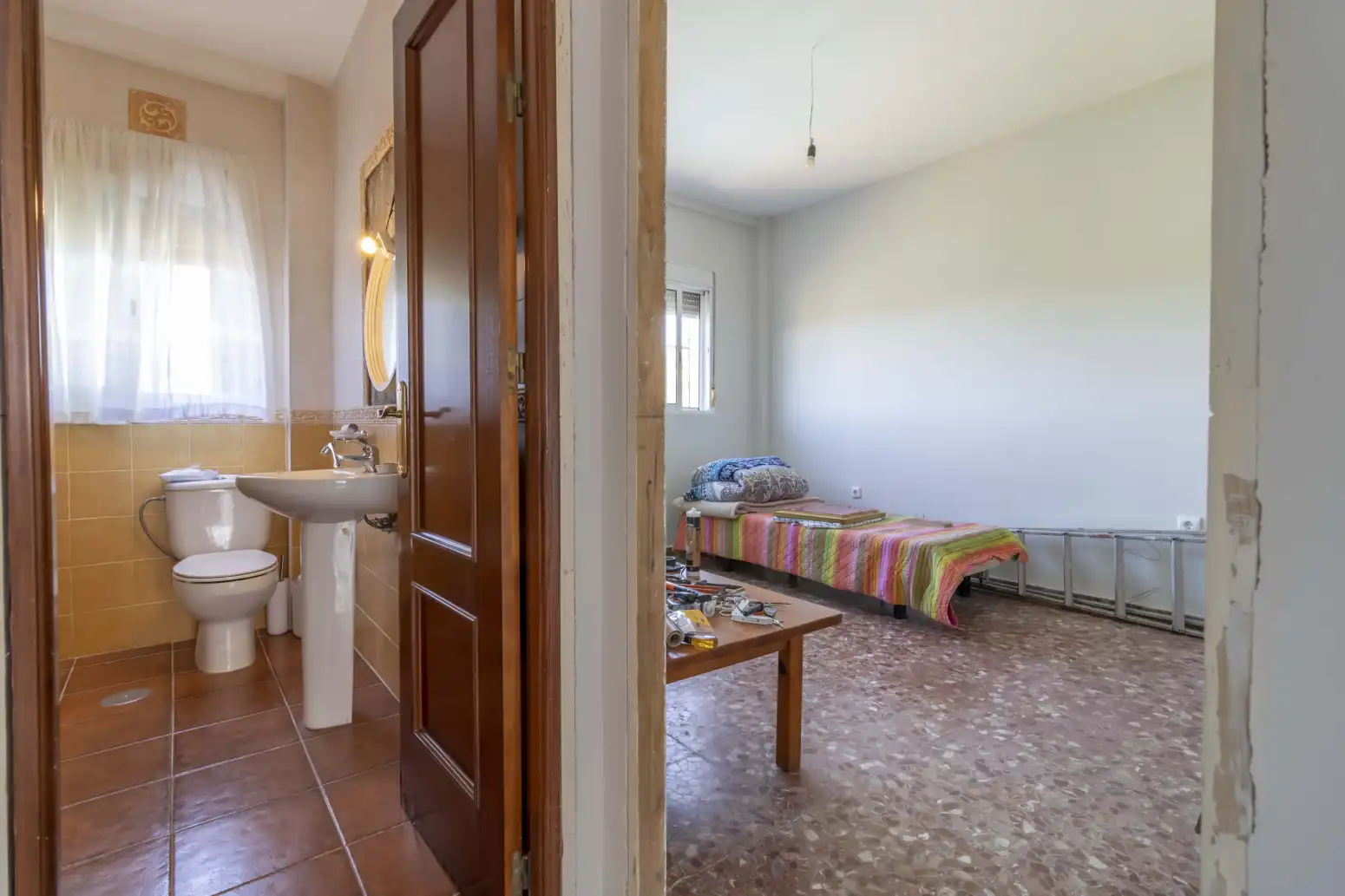 Habitación de Casa o chalet en venta en Guillena con Jardín privado, Terraza y Piscina