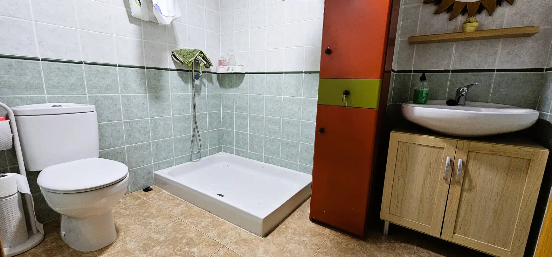 Baño de Piso en venta en Totana con Aire acondicionado, Terraza y Amueblado