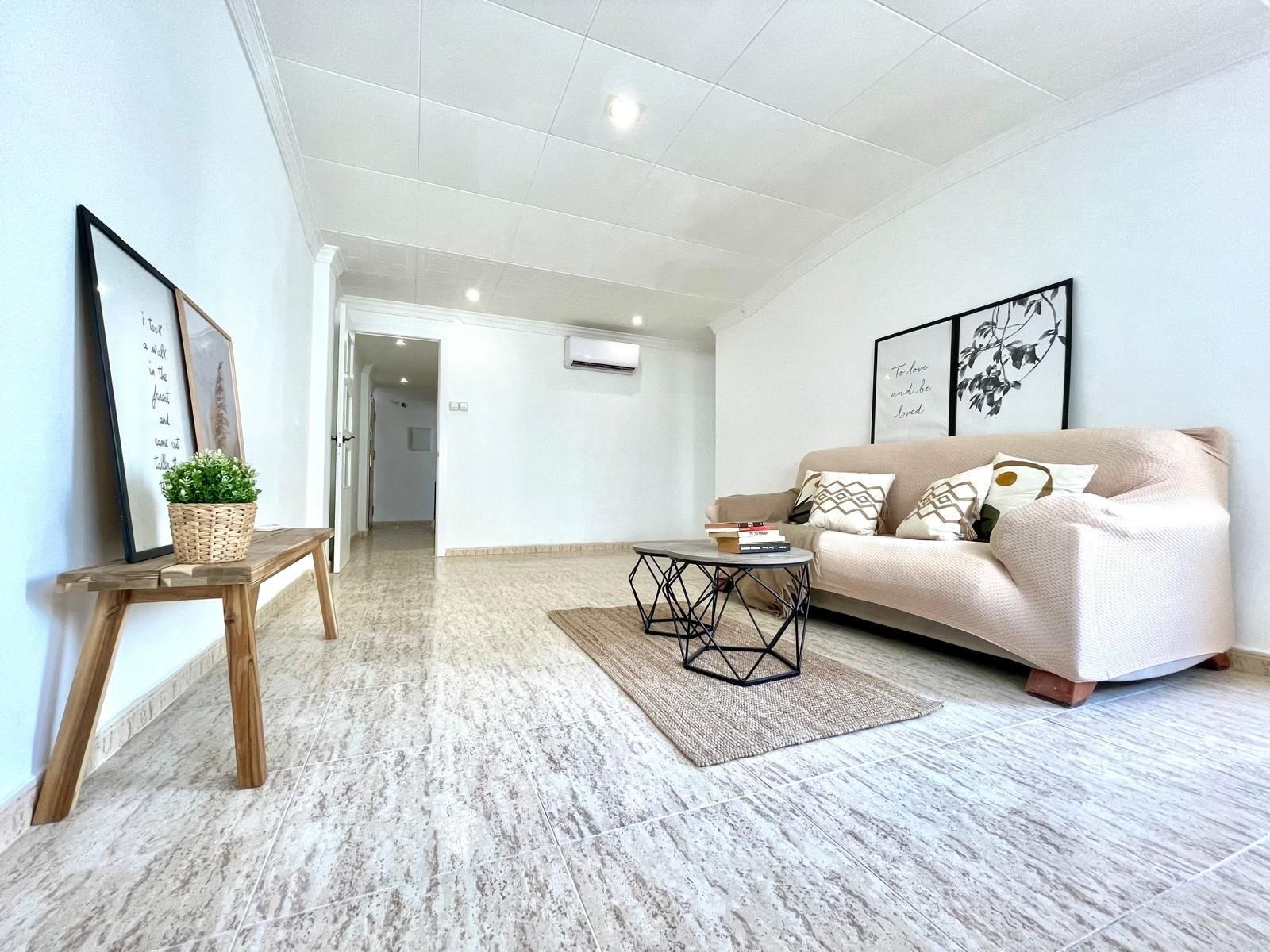 Living room of Flat for sale in Reus  with Terrace and Balcony
