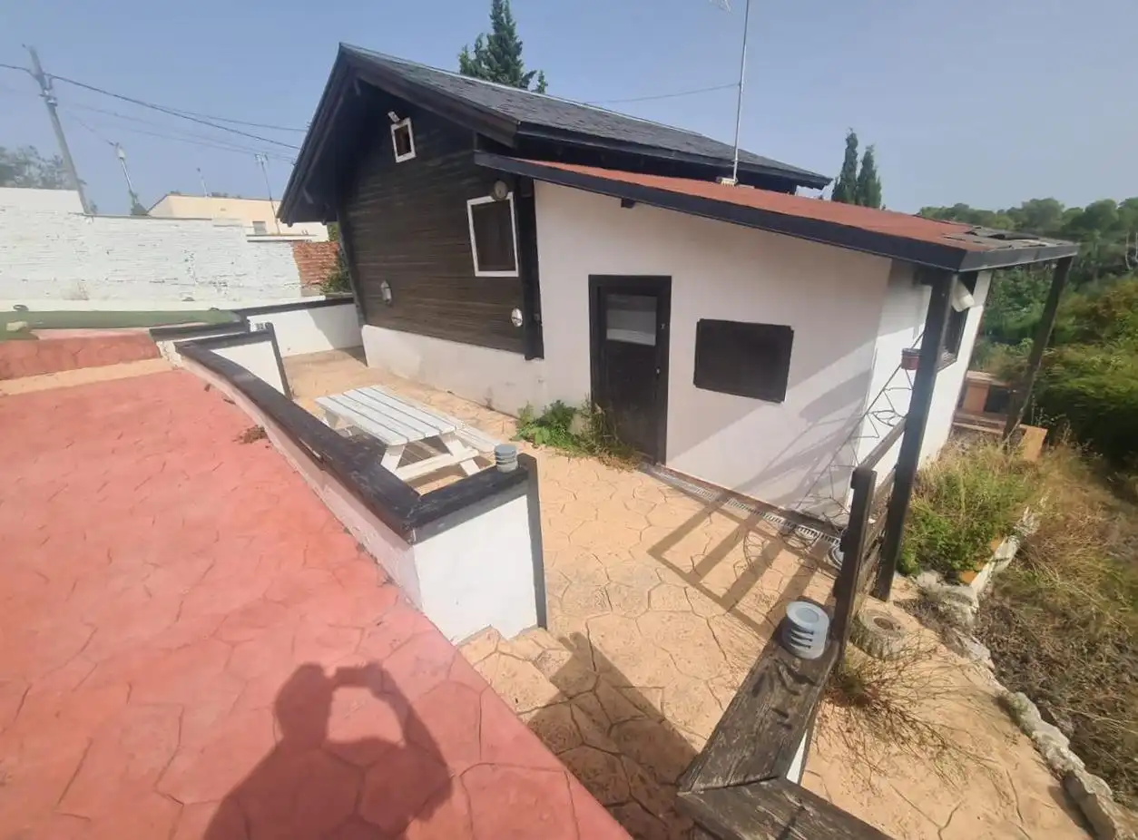 Vista exterior de Casa o xalet en venda en Mediona amb Terrassa, Traster i Piscina