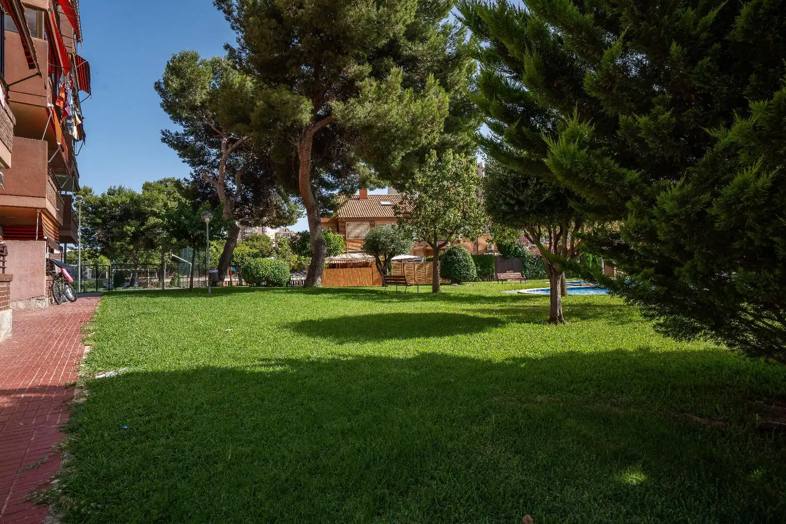 Jardí de Apartament en venda en Alicante / Alacant amb Piscina comunitària