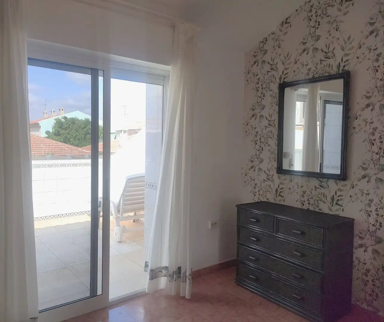 Dormitori de Finca rústica en venda en Pilar de la Horadada amb Aire condicionat, Terrassa i Moblat