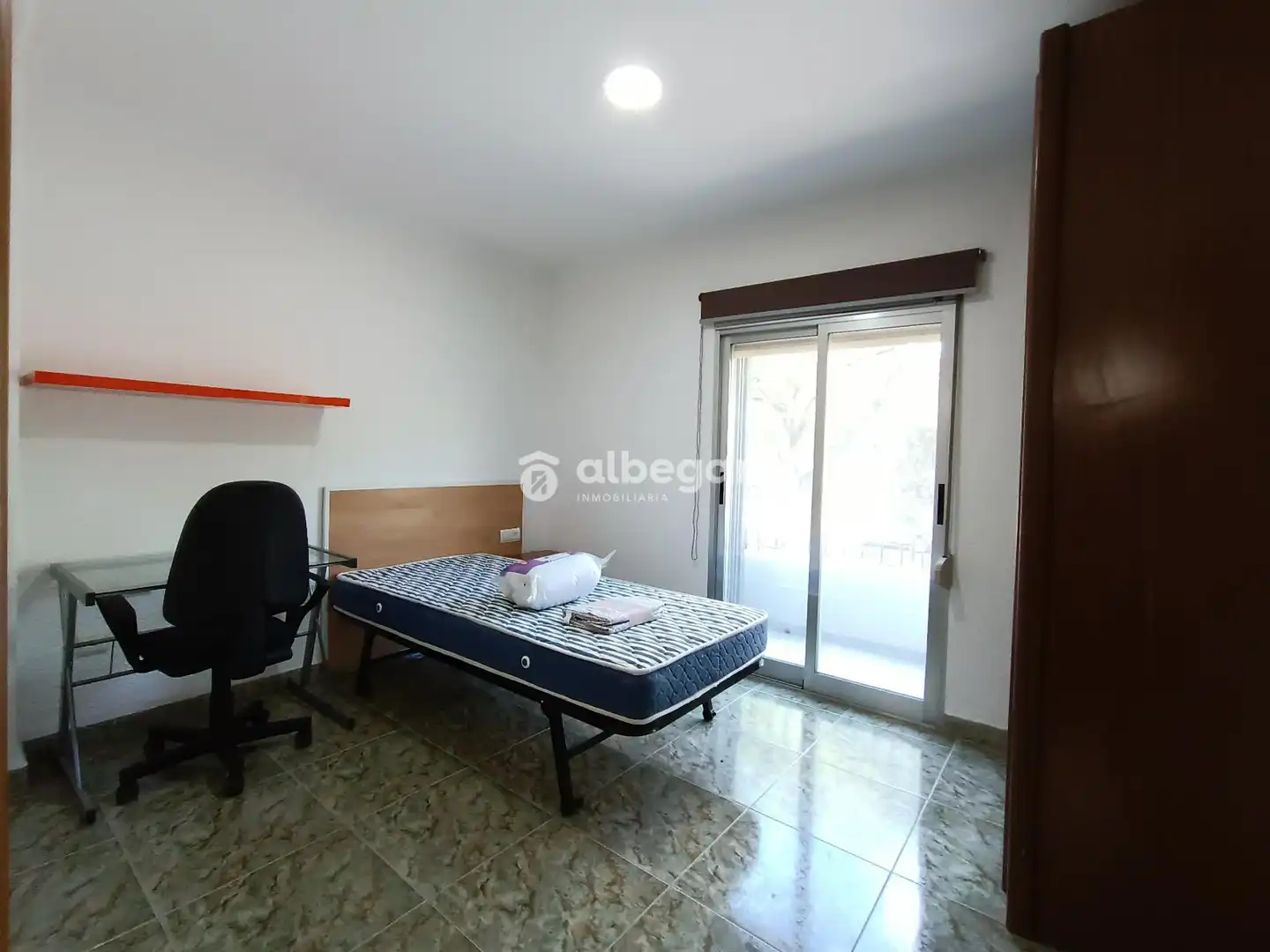 Schlafzimmer von Wohnung zum Verkauf in Valencia mit Klimaanlage und Möbliert