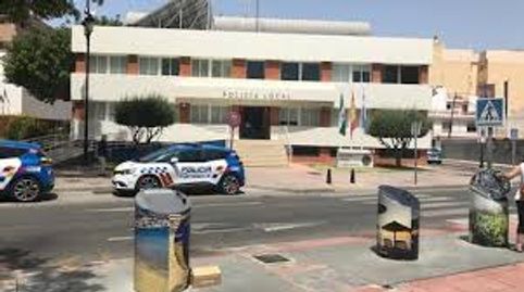Edificio en pleno centro de Fuengirola para diferentes usos, oficinas, residencial, AT..., immagine 3