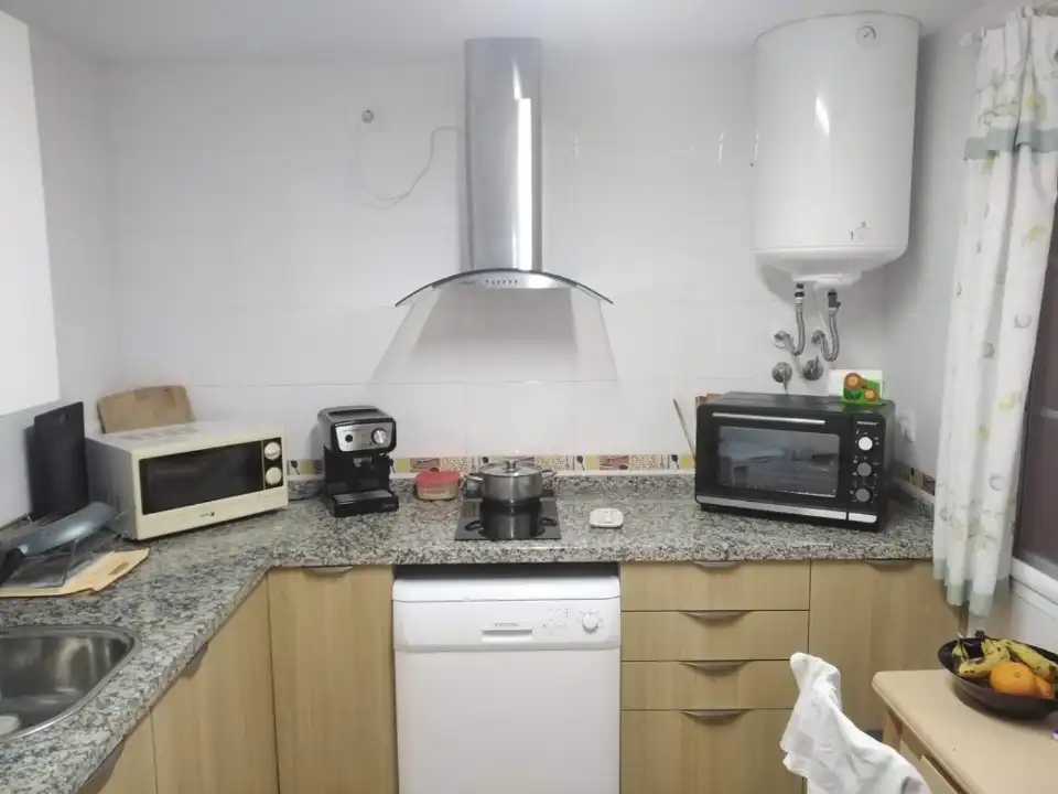 Cuina de Casa o xalet en venda en Sotresgudo amb Aire condicionat, Calefacció i Terrassa