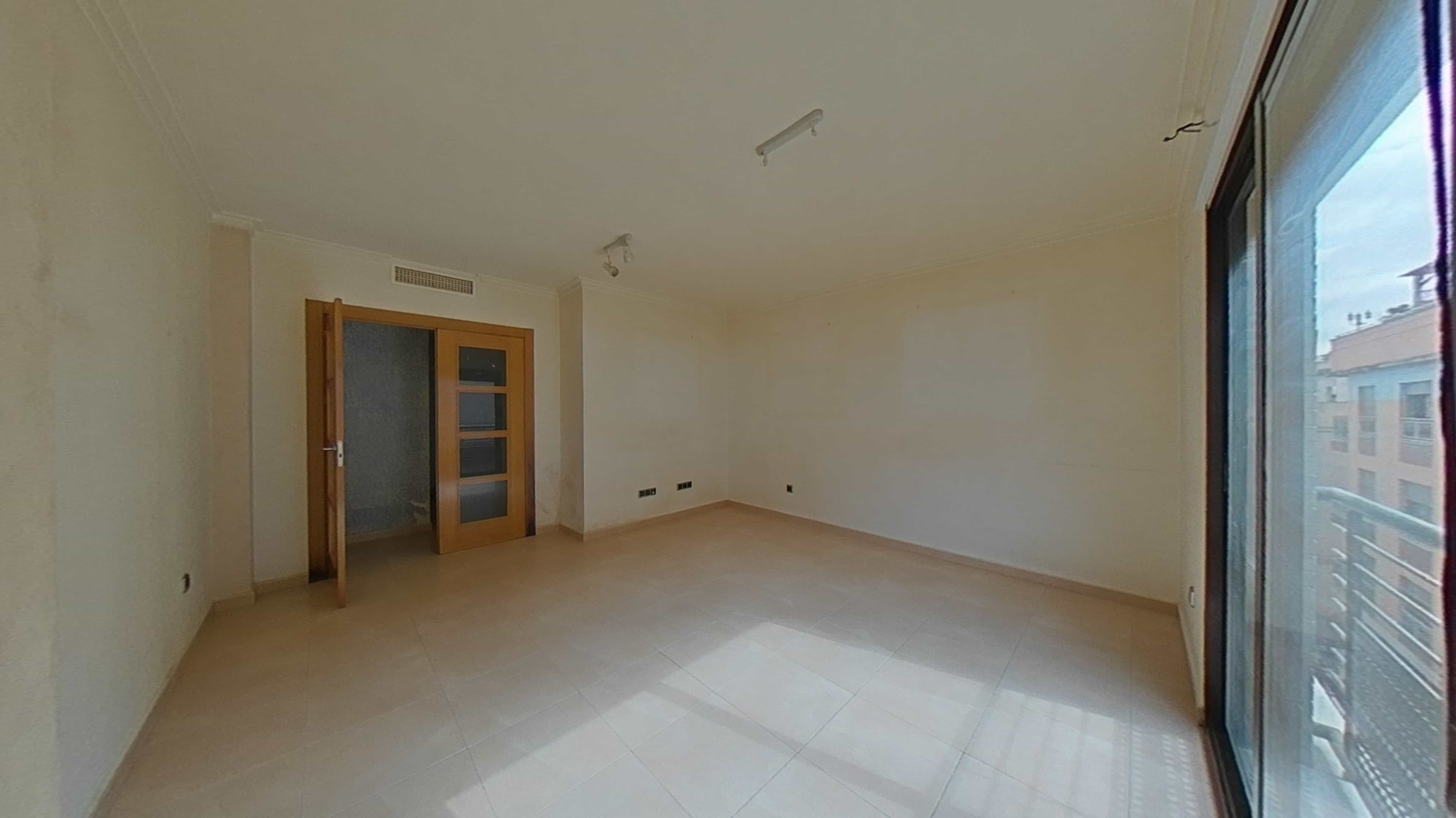 Flat for sale in Lorca  with Air Conditioner and Balcony