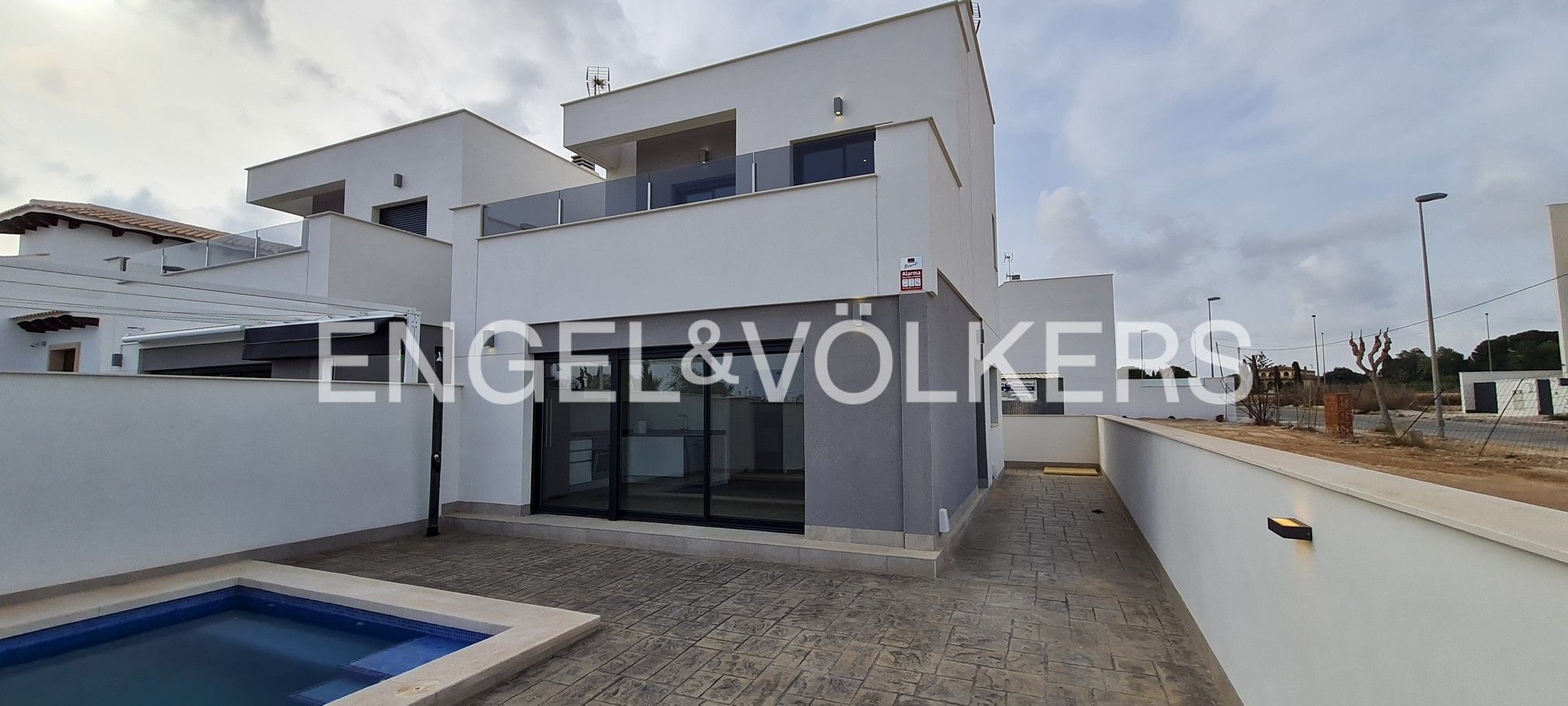 Vista exterior de Casa o chalet en venta en Orihuela con Aire acondicionado, Calefacción y Terraza