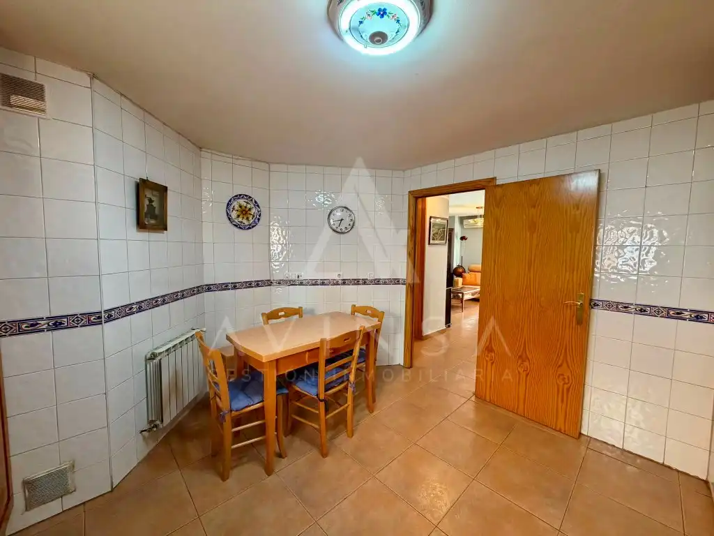 Cuina de Casa o xalet en venda en Guadalajara