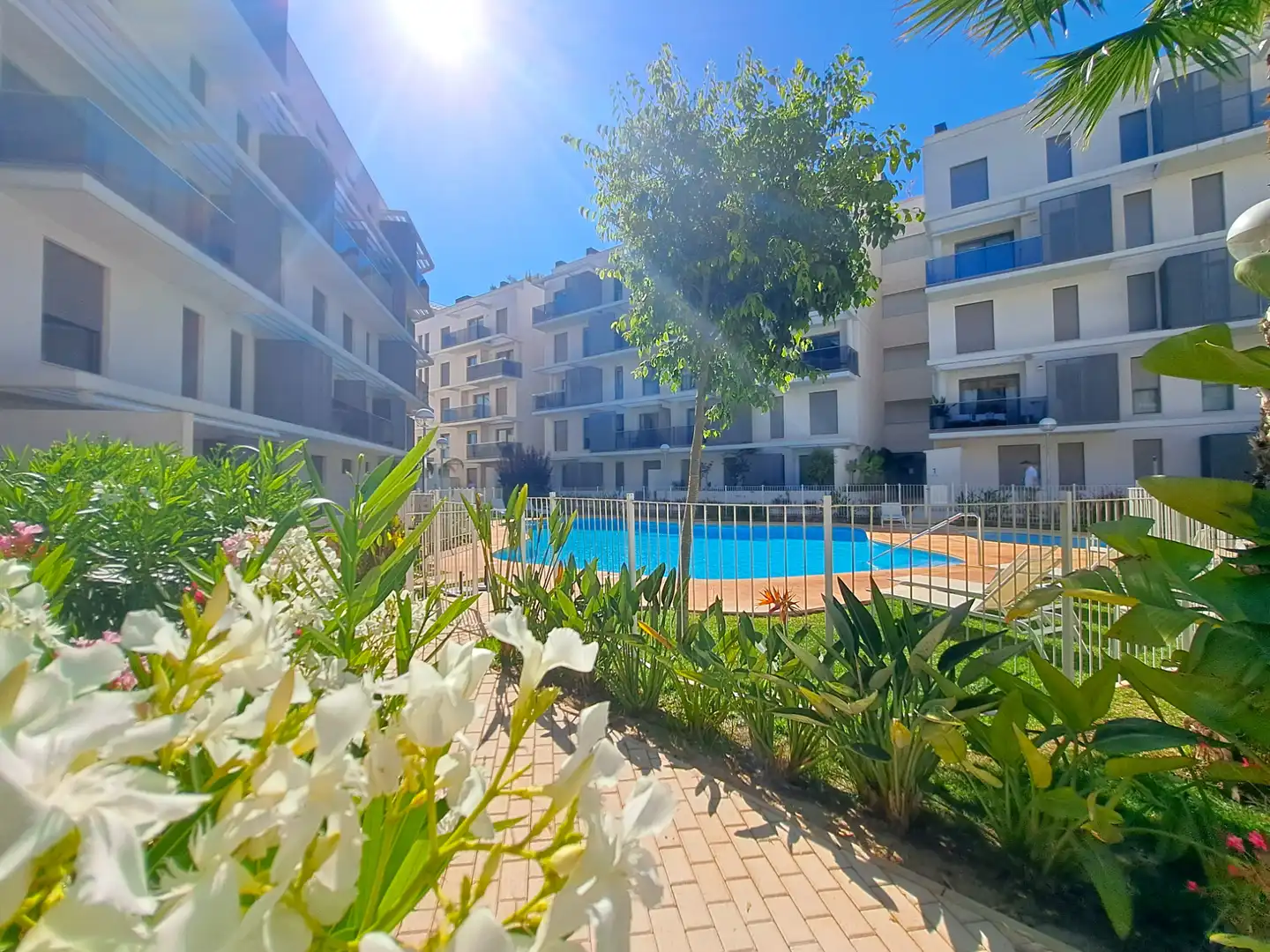 Piscina de Apartamento en venta en Dénia con Aire acondicionado, Calefacción y Jardín privado
