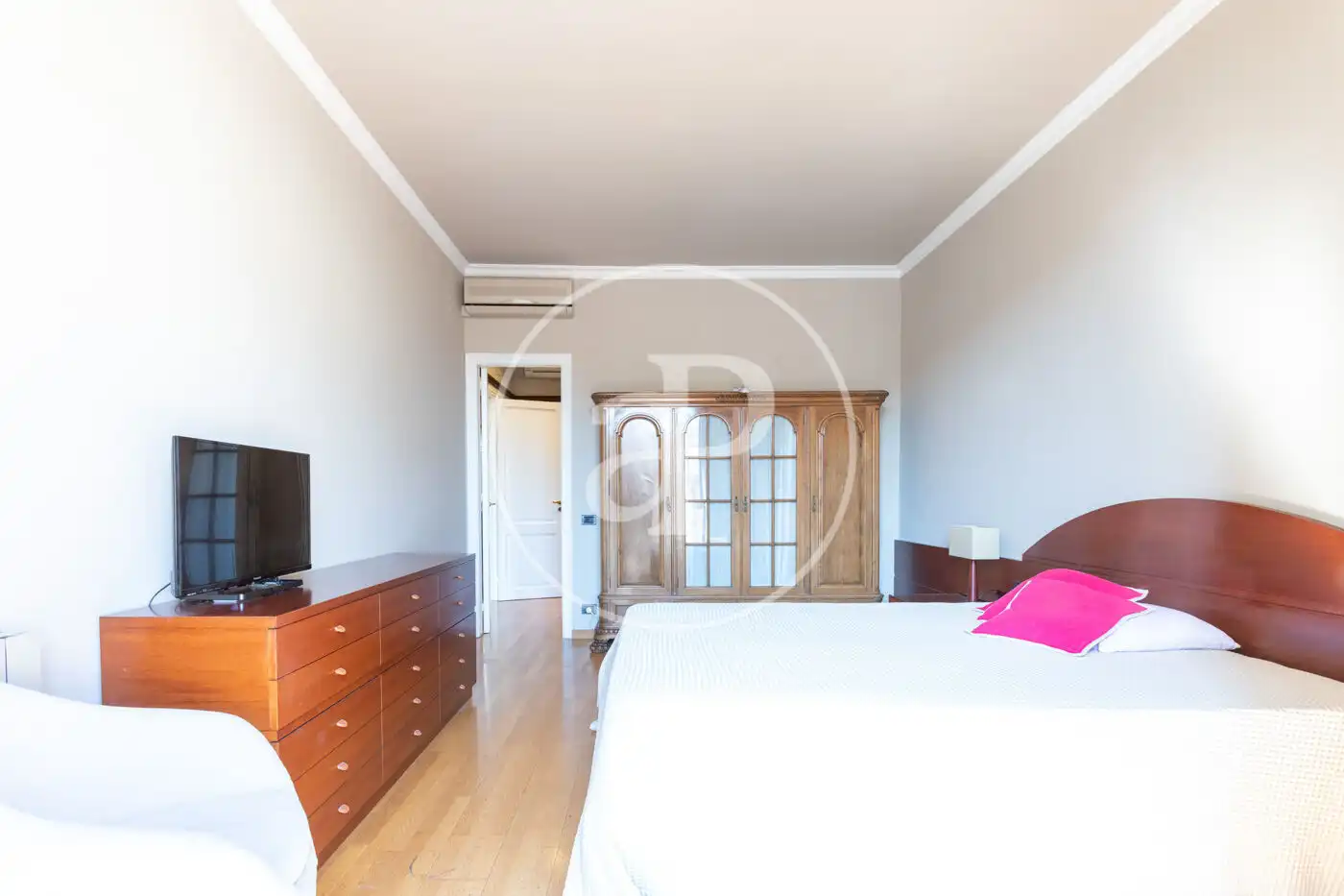 Bedroom of Flat for rent in Barcelona  with Air Conditioner, Heating and Terrace