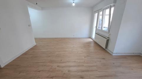 Foto 5 de Apartament en venda a Calle Santa Lucía, Haro, La Rioja