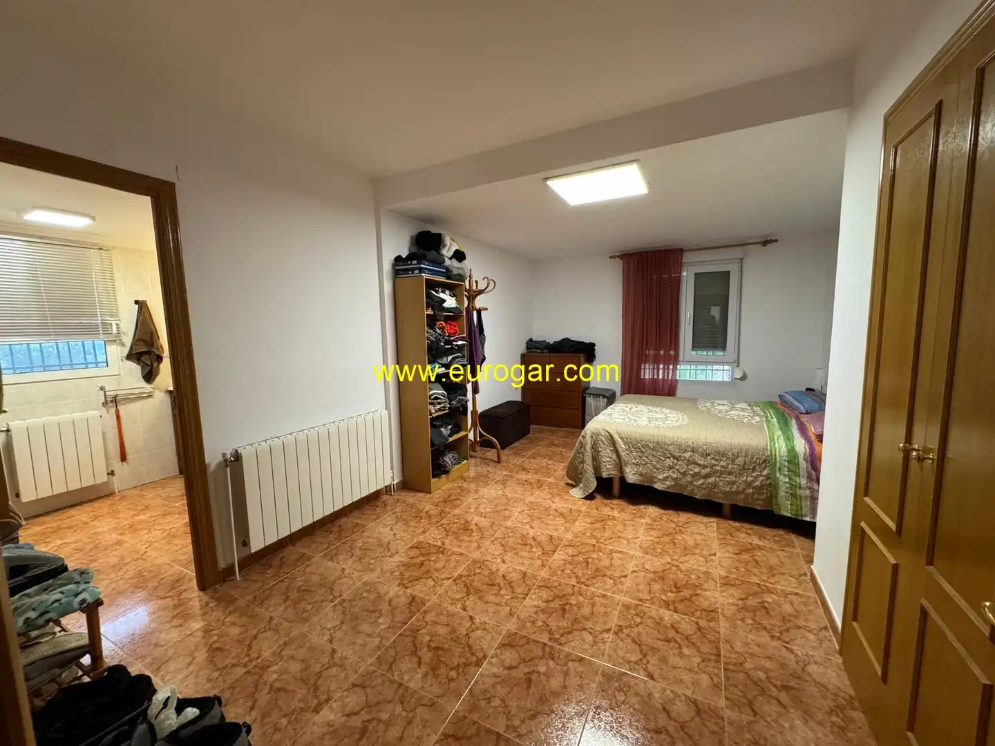 Bedroom of Houses for sale in Siete Aguas  with Storage room and Swimming Pool