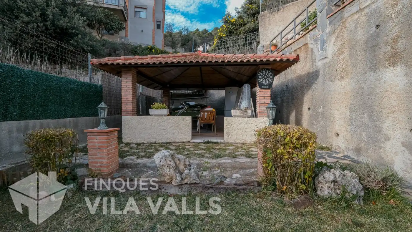 Terrassa de Casa o xalet en venda en Caldes de Montbui amb Calefacció, Jardí privat i Terrassa