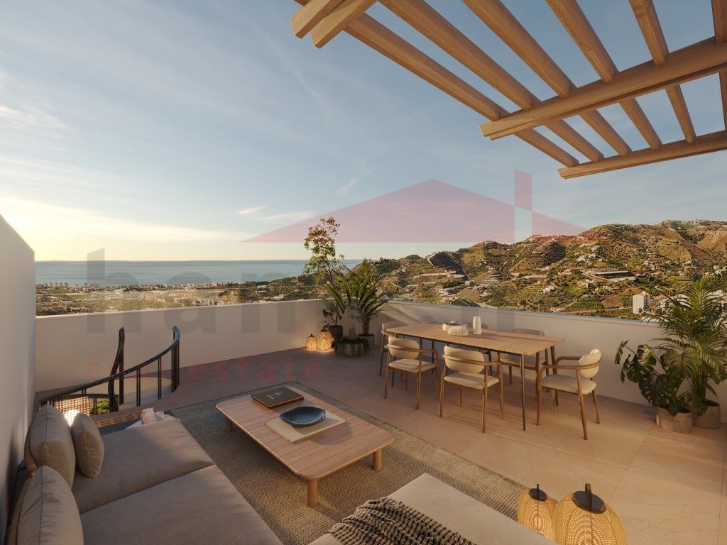 Terrassa de Pis en venda en Torrox amb Piscina i Piscina comunitària