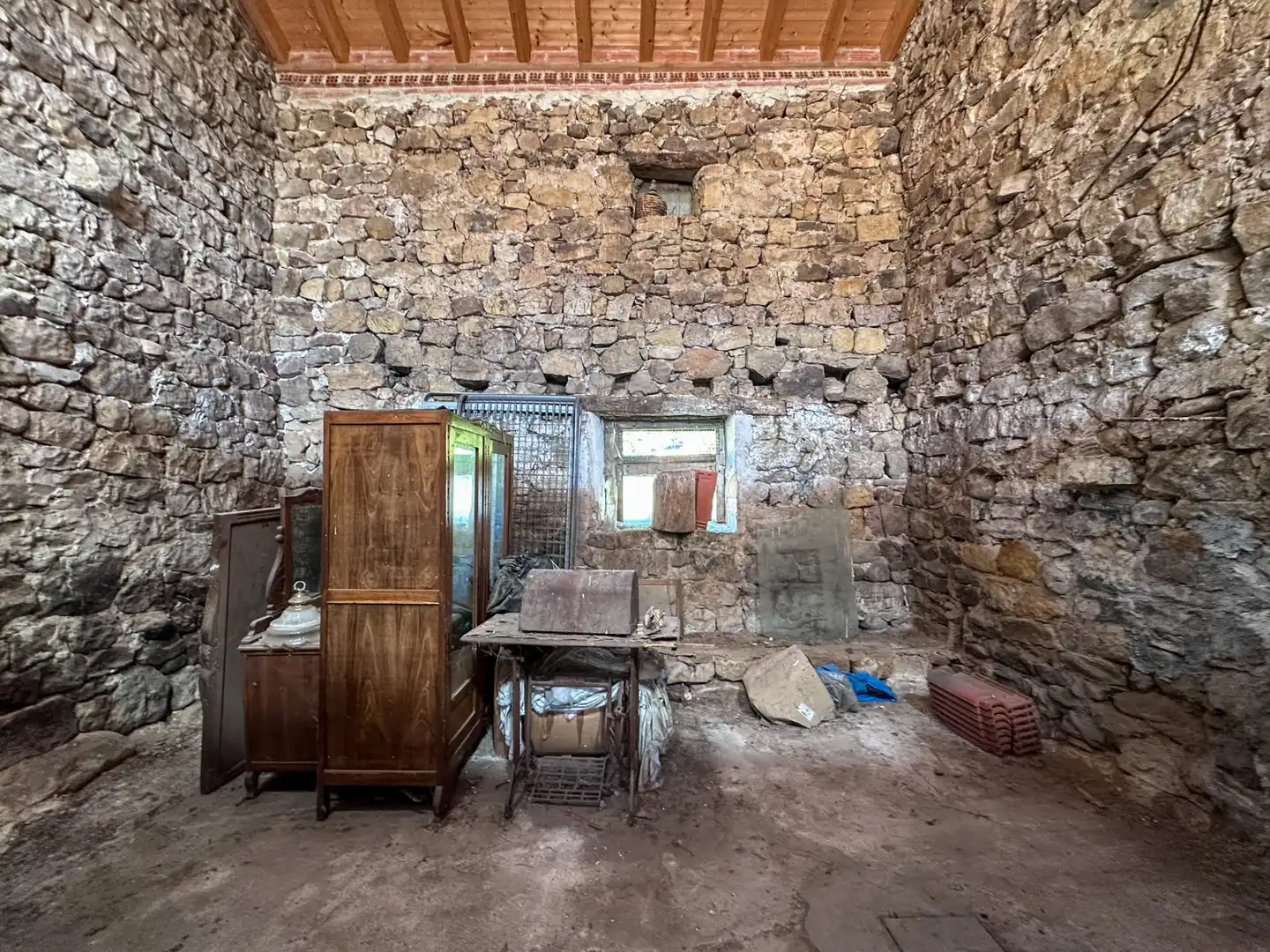 Casa adosada en venda en Castañeda amb Jardí privat