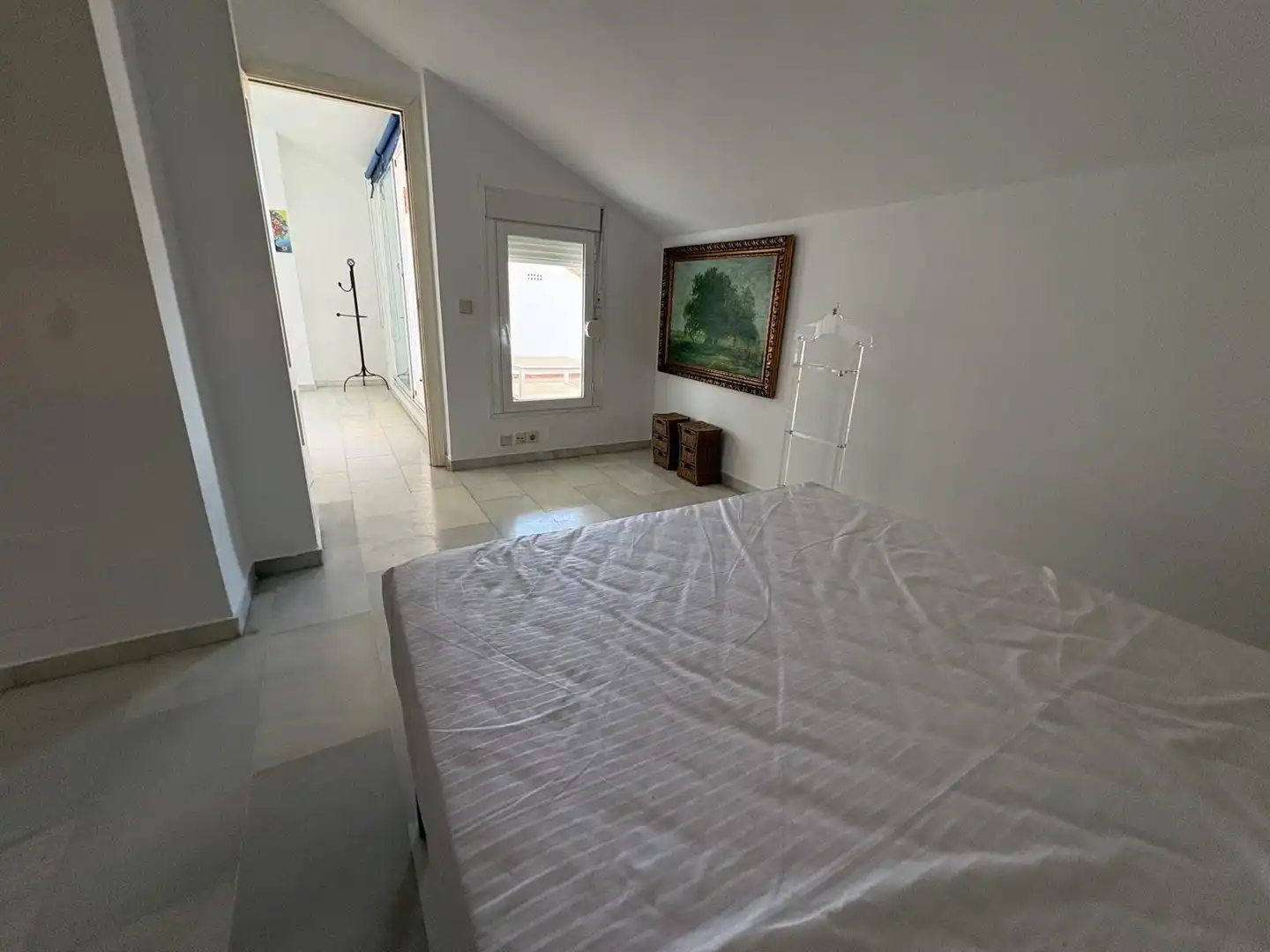 Dormitori de Àtic en venda en Marbella amb Aire condicionat, Calefacció i Jardí privat