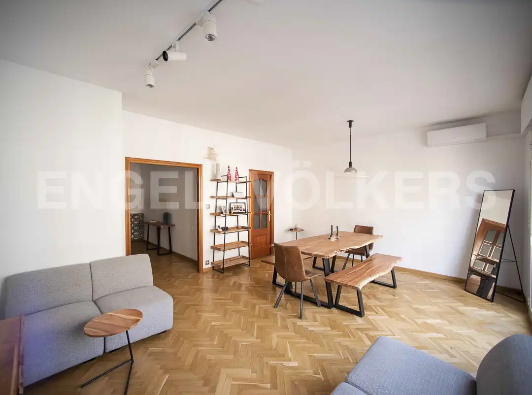 Living room of Flat for rent in Barcelona  with Air Conditioner, Heating and Parquet flooring