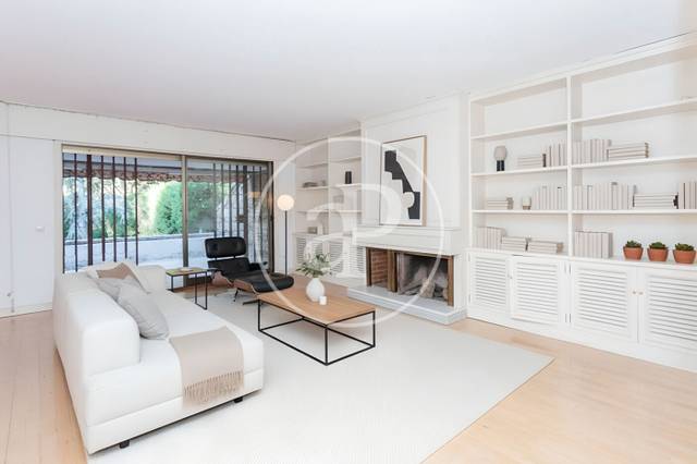 Casa adosada en Venta en Aravaca