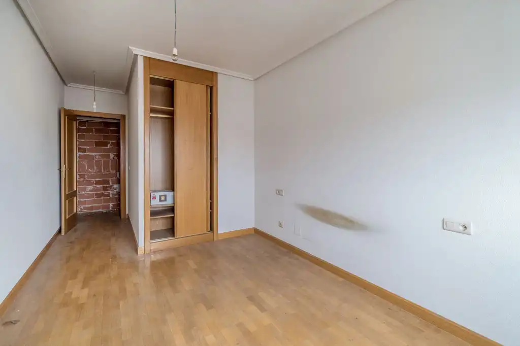 Piso en venta en C/ Esteban Saez de Alvarado, Gamonal - San Bruno - G9