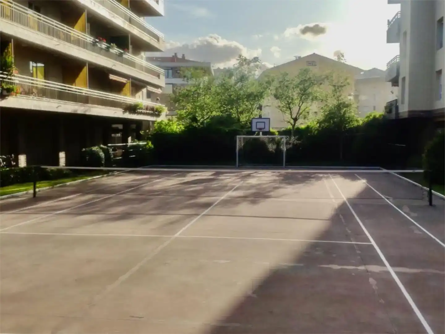 Parkplatz von Wohnung zur Miete in Zarautz mit Privatgarten, Parkett und Schwimmbad