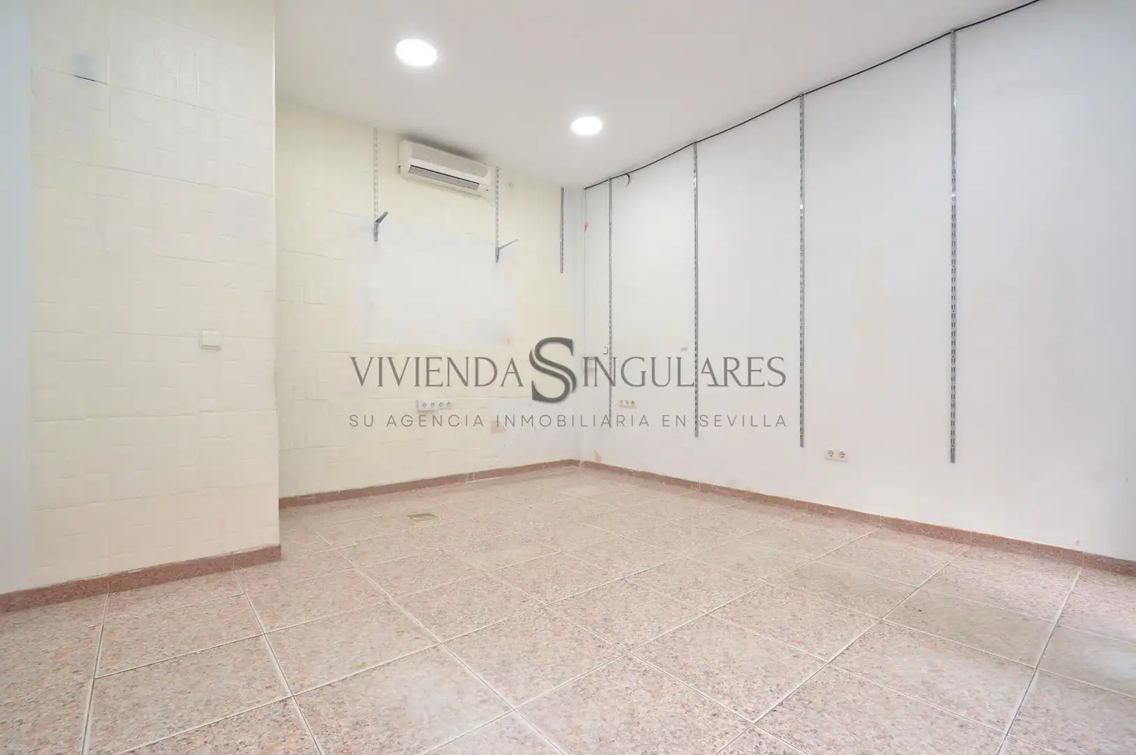 Local en venta en Sevilla con Aire acondicionado
