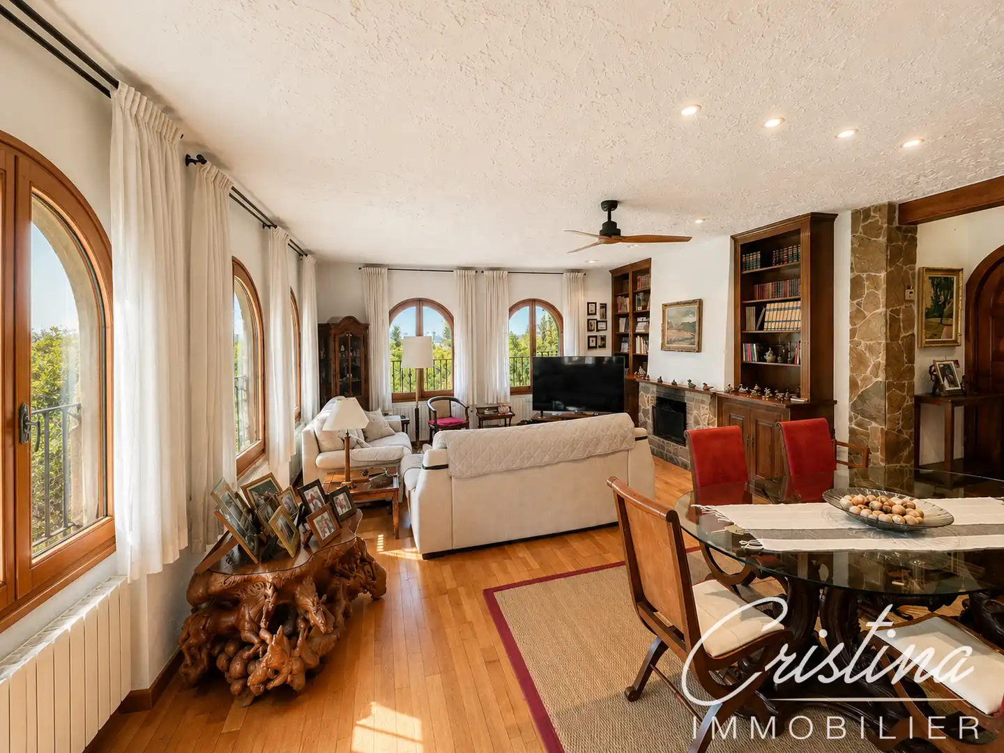 Sala d'estar de Casa o xalet en venda en Santa Cristina d'Aro amb Calefacció, Jardí privat i Terrassa