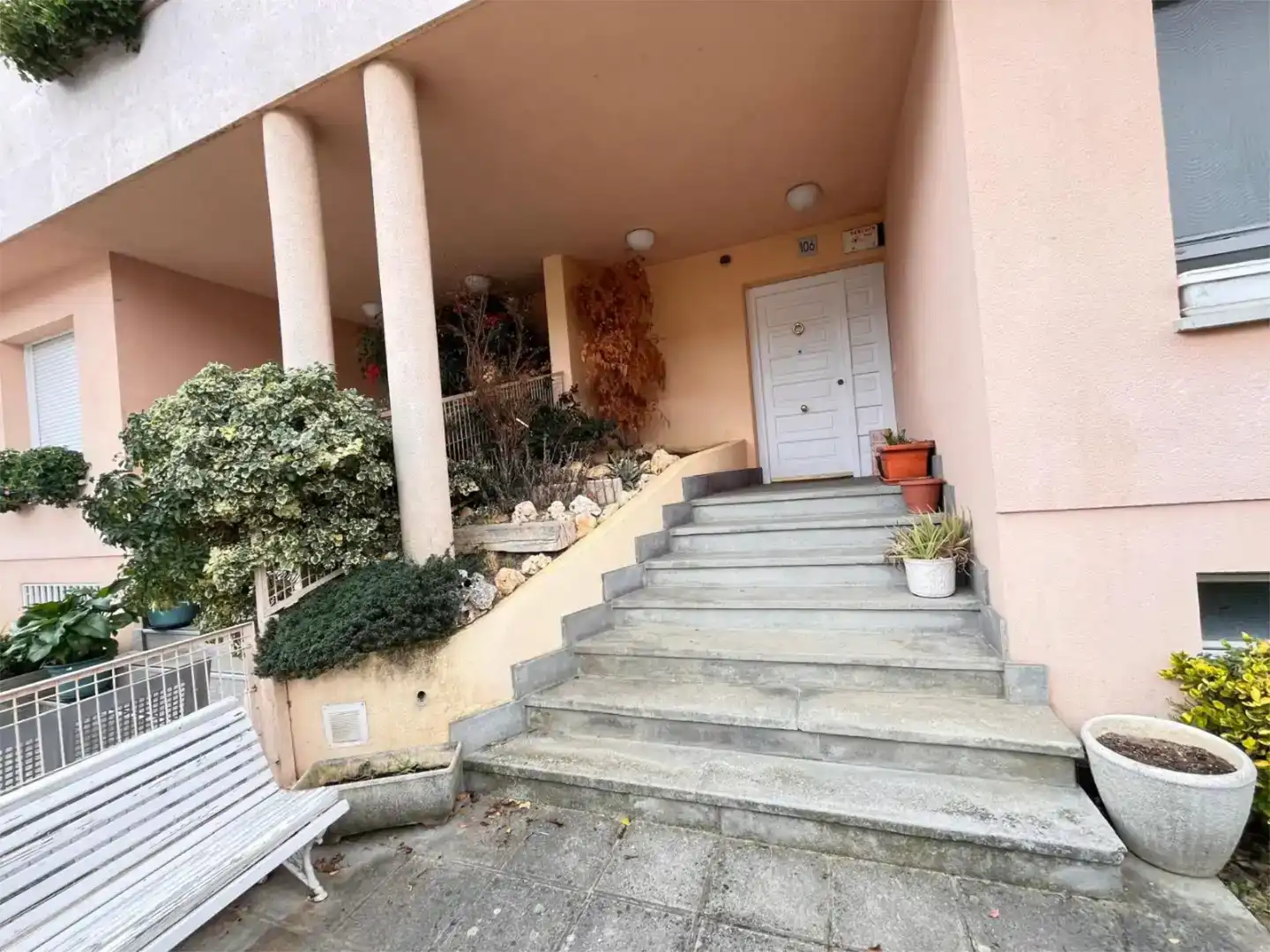 Casa adosada en venda en Zizur Mayor / Zizur Nagusia amb Aire condicionat, Piscina i Balcó