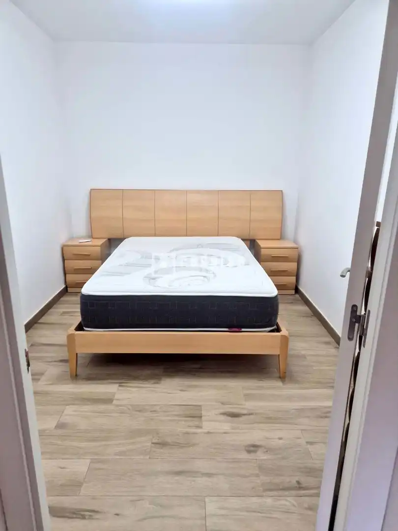 Dormitori de Local en venda en Madrid amb Terrassa