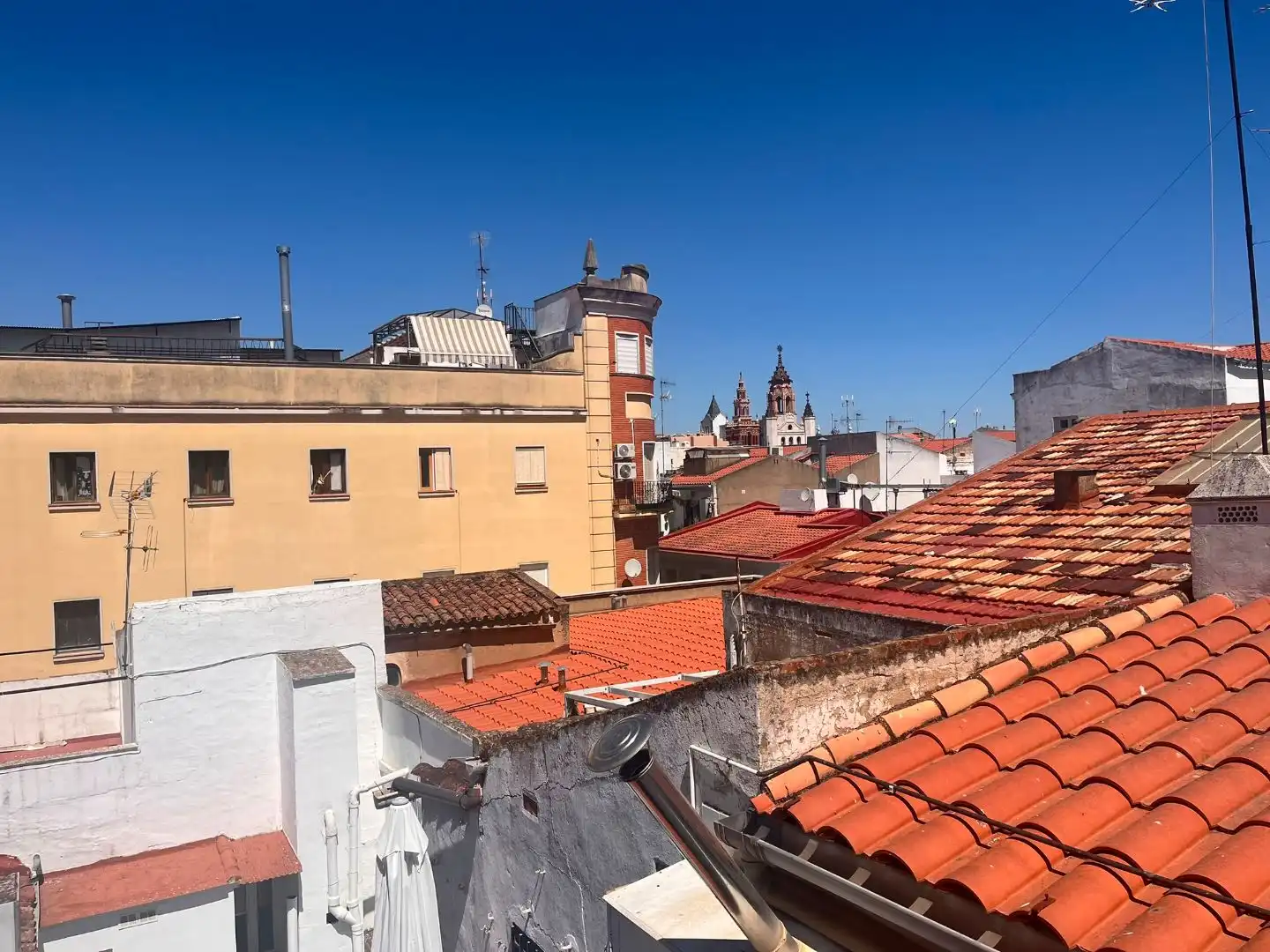 Außenansicht von Wohnung zur Miete in Badajoz Capital mit Terrasse