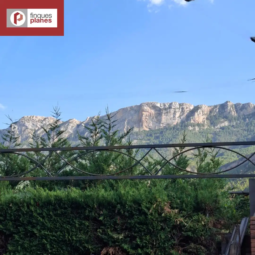 Houses for sale in Cabó  with Private garden and Furnished