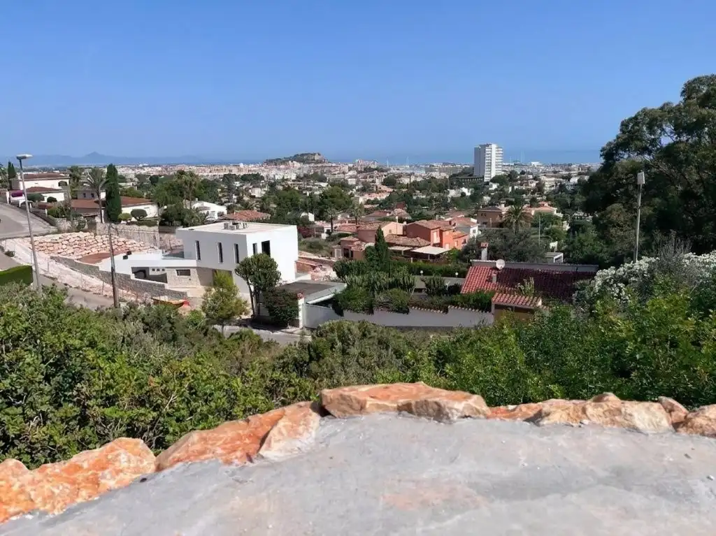 Detached homes for sale in Carrer de la Rosa, 1, El Montgó