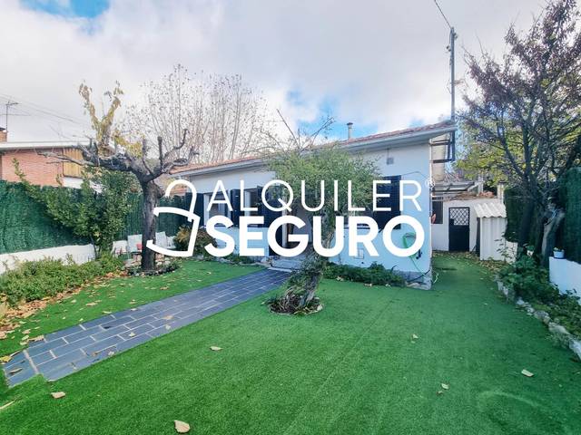 Casa-chalet en Alquiler en Nogal en Collado Mediano