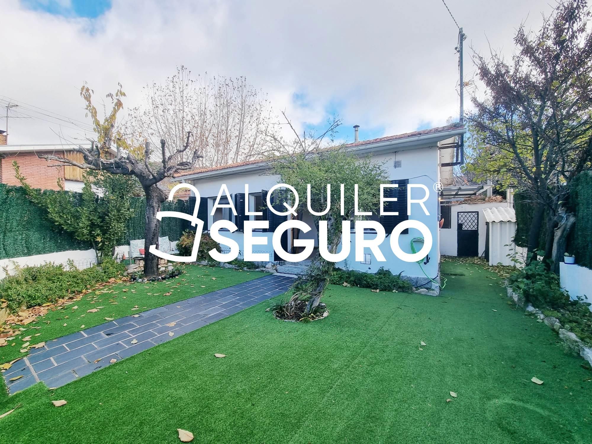 Exterior view of House or chalet to rent in Collado Mediano  with Air Conditioner, Heating and Terrace