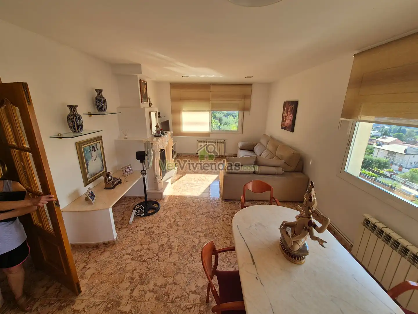 Sala d'estar de Casa o xalet en venda en Sant Vicenç Dels Horts amb Aire condicionat, Calefacció i Jardí privat