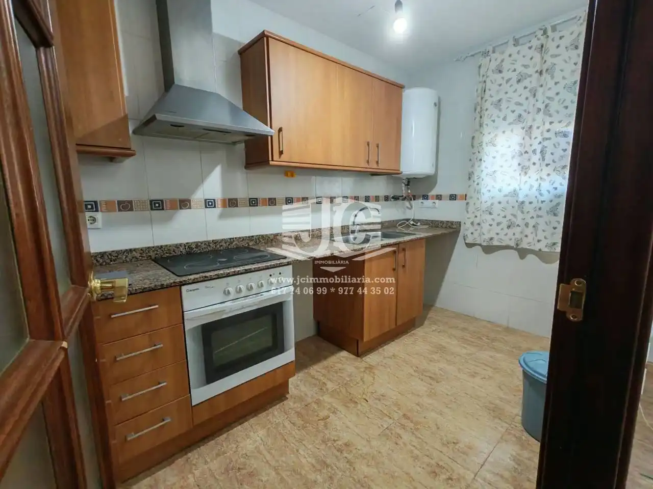 Cuina de Pis en venda en Tortosa amb Aire condicionat i Terrassa