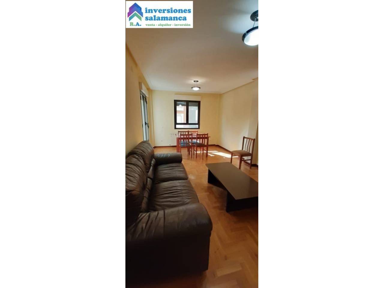 Sala d'estar de Pis de lloguer en Salamanca Capital amb Calefacció, Moblat i Balcó