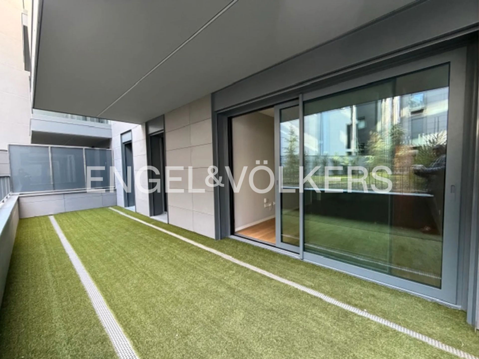 Terraza de Piso de alquiler en Escaldes – Engordany con Parquet, Terraza y Se aceptan mascotas