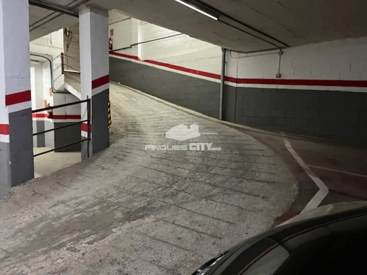 Garaje de alquiler en Calle Andorra, 5, Poblenou
