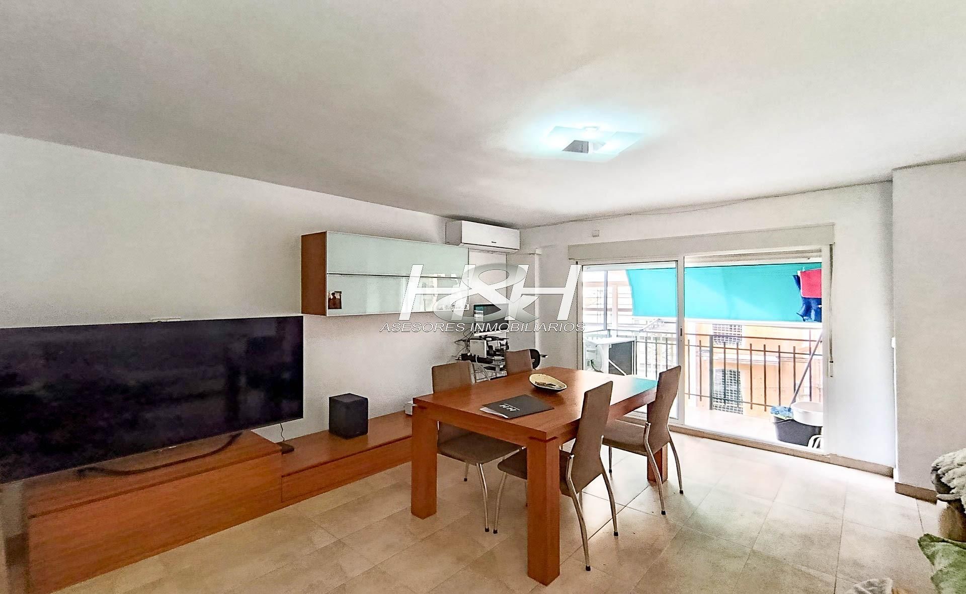 Sala d'estar de Pis en venda en Burjassot amb Aire condicionat i Balcó