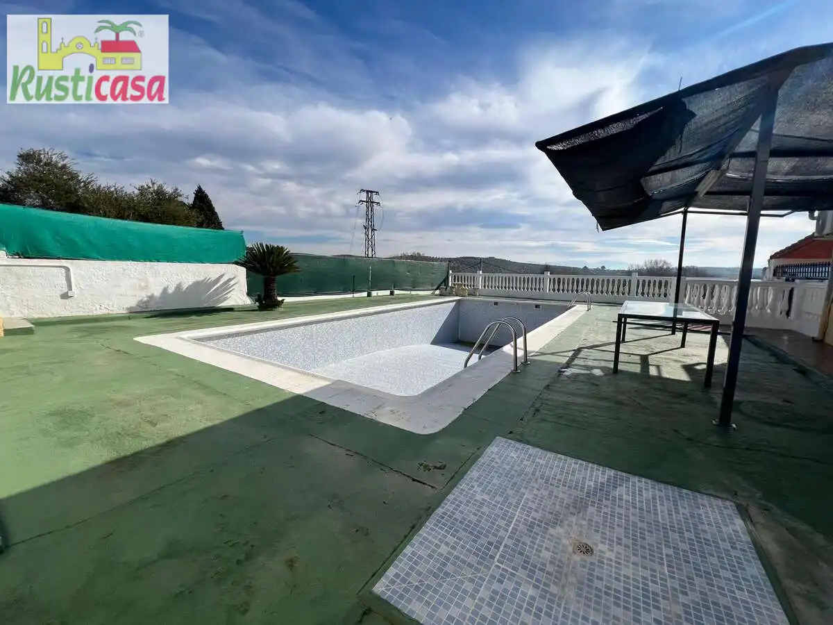 Piscina de Casa o chalet en venta en Espeluy con Aire acondicionado, Jardín privado y Terraza