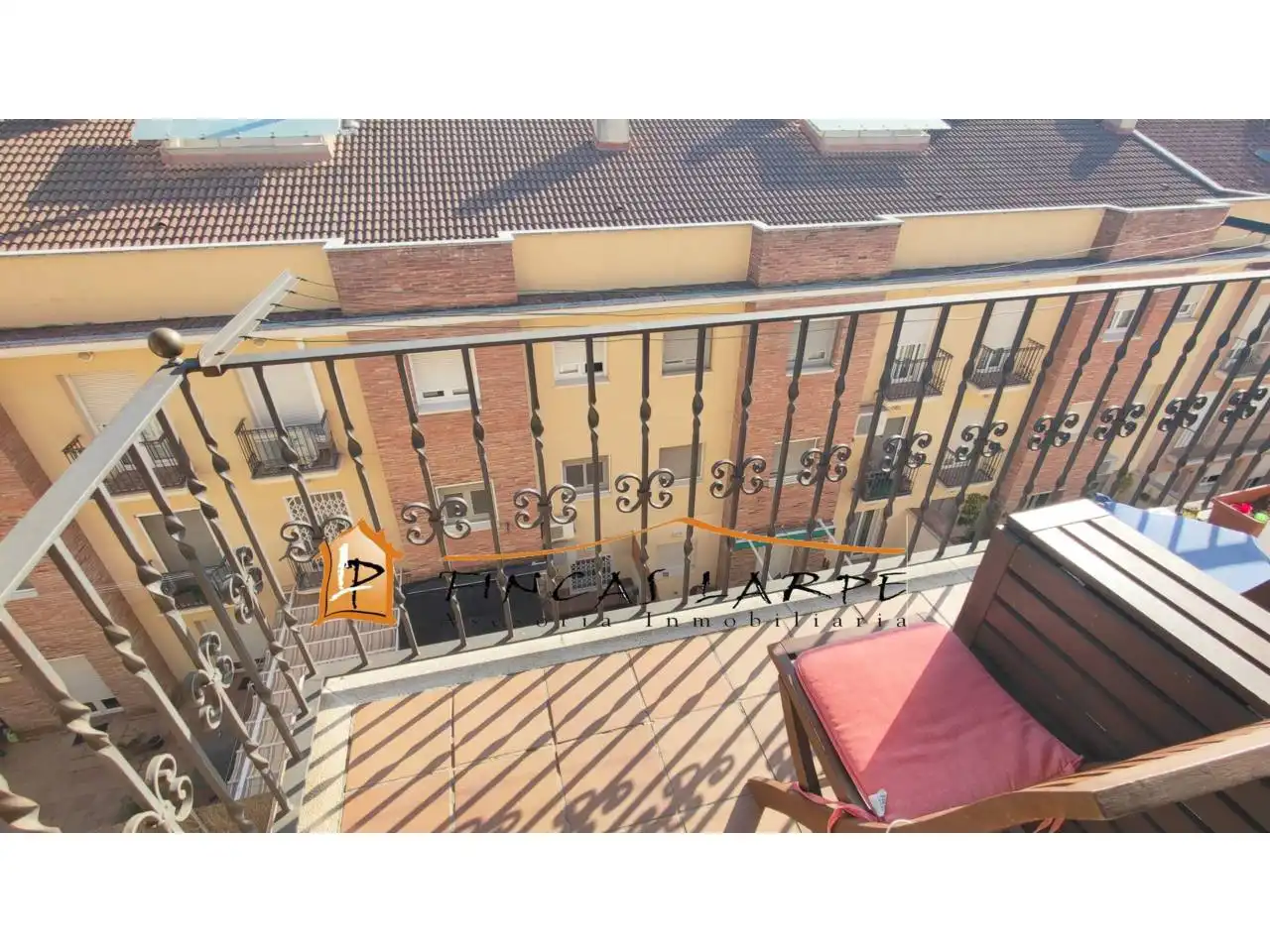 Terrasse von Wohnung zum Verkauf in Gelida mit Klimaanlage, Heizung und Parkett