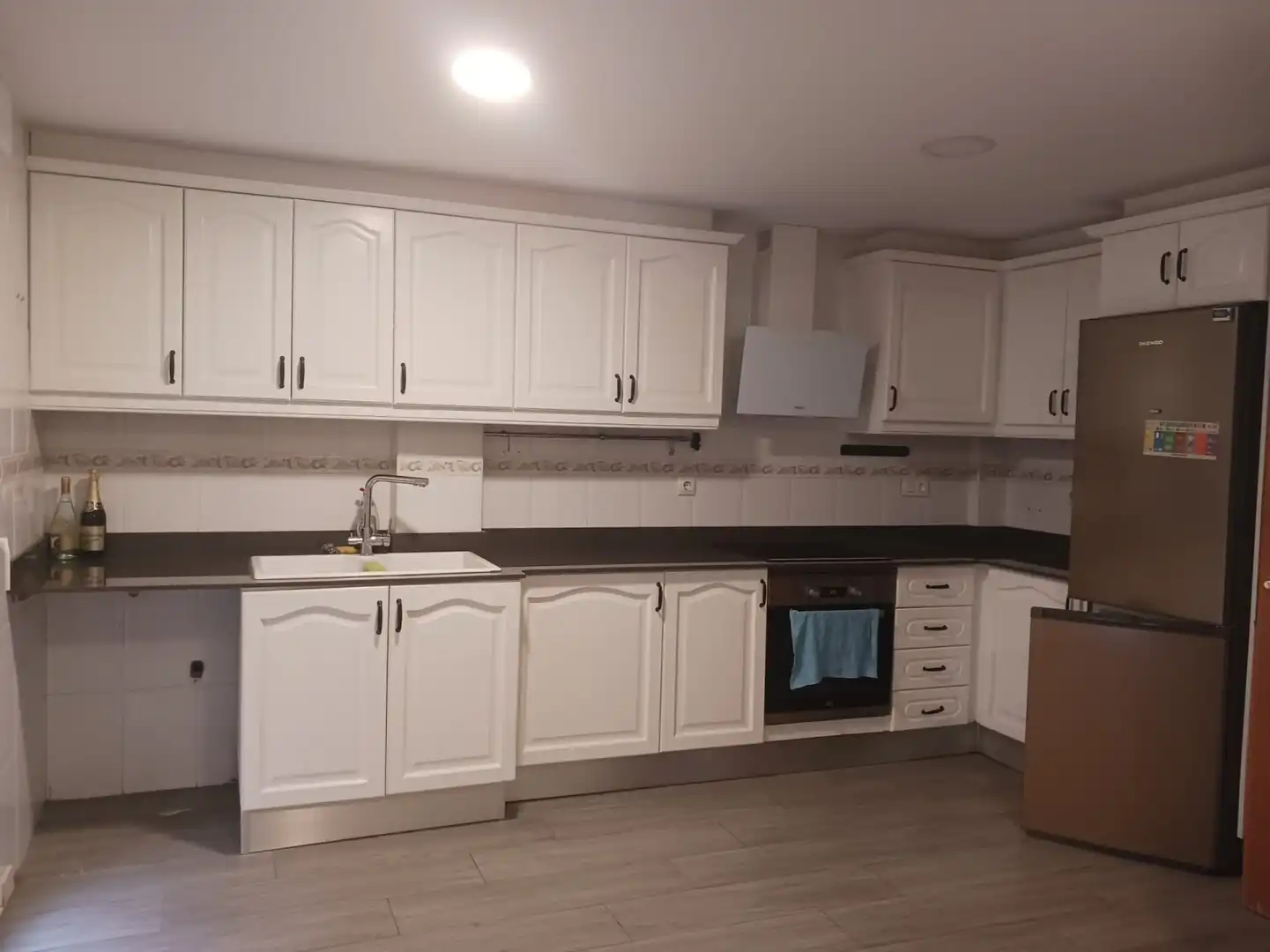 Cocina de Casa adosada en venta en Plaza Xúquer