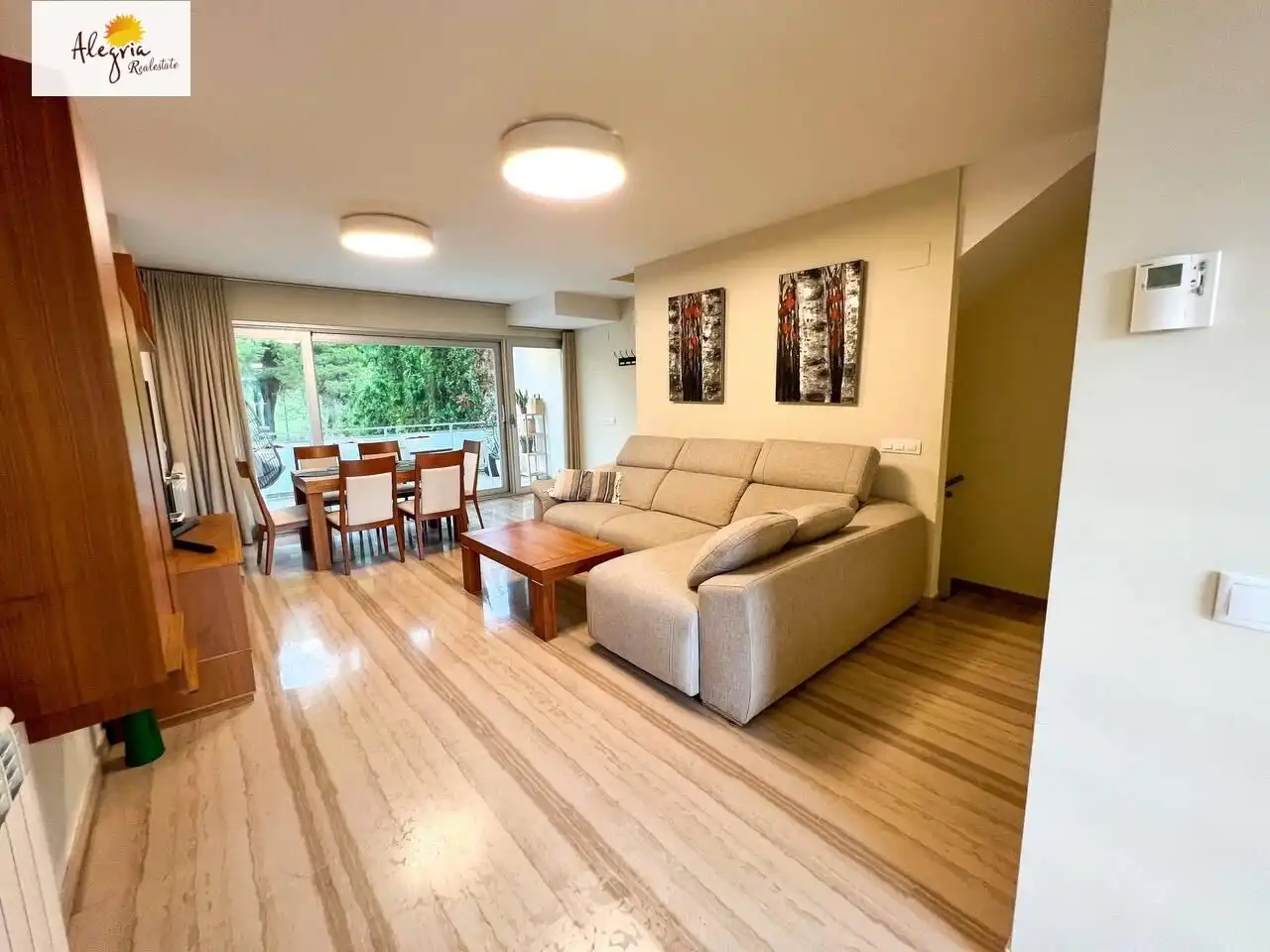 Sala de estar de Casa o chalet en venta en Chiva con Aire acondicionado, Calefacción y Jardín privado