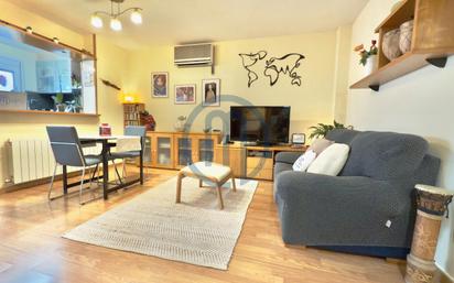 Living room of Flat for sale in Cardedeu  with Air Conditioner, Heating and Storage room